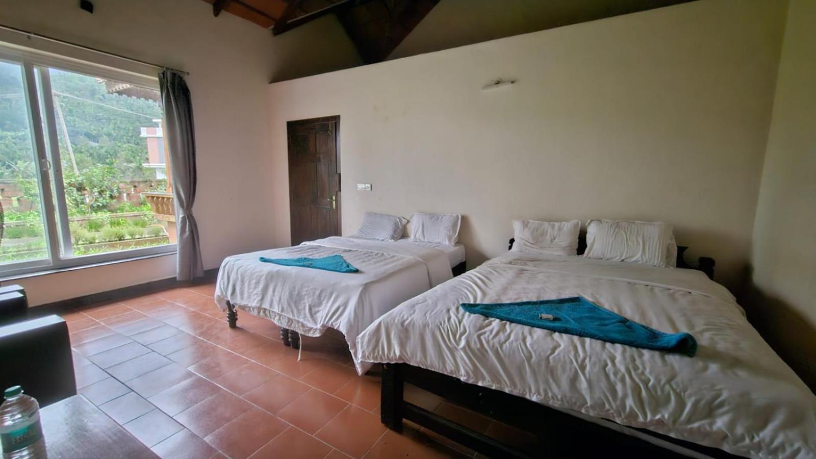 Parampara Resort Chikmagalur Kalasa Exterior photo